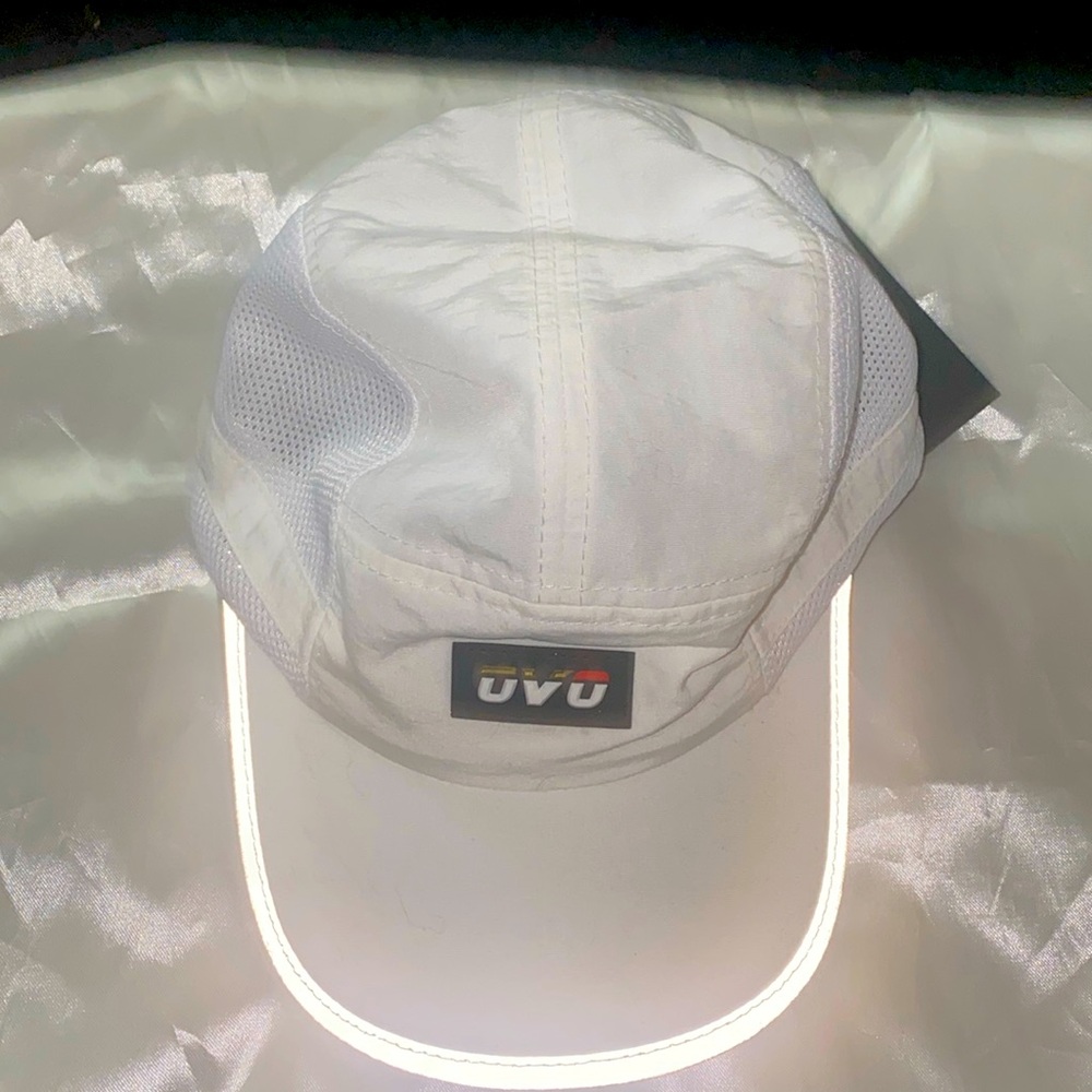 Brand New Official October's Very Own OVO Runner Logo Runner Cap White Hat Drake